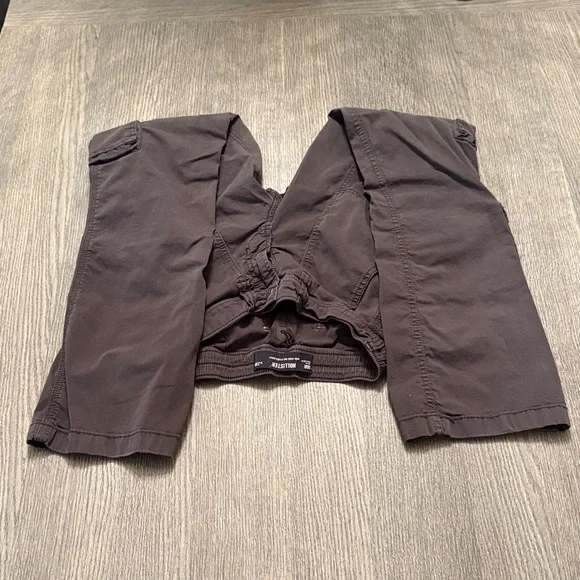 Hollister Junior’s Dark Grey Cargo Pants - Picture 4 of 8